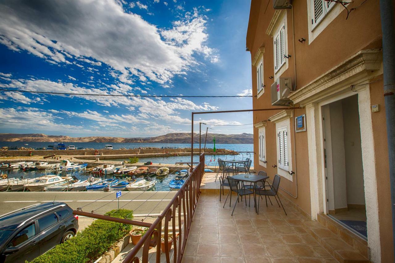 Apartmani Cindric Karlobag Exteriér fotografie