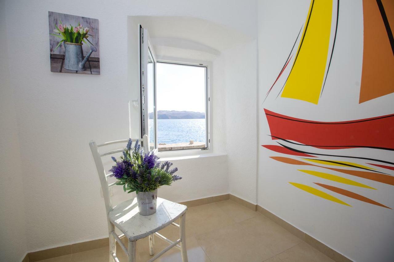 Apartmani Cindric Karlobag Exteriér fotografie
